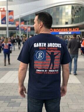 GARTH BROOKS & TRISHA YEARWOOD Edmonton, Alberta February 2017 Concert T-shirt